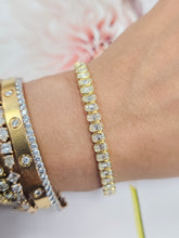 Illusion baguette Diamond Bangle Bracelet