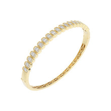 Illusion baguette Diamond Bangle Bracelet
