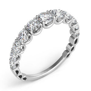 U prong cascading diamond engagement  set